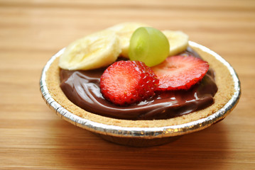 Mini Pudding Pie Dessert with Fruit