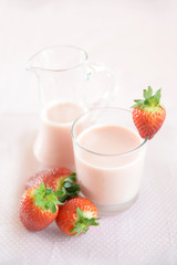 Erdbeermilch