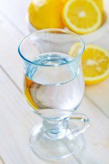 water with lemons