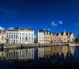 Fototapeta na wymiar Ghent canal. Ghent, Belgium