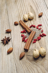 Star anise, cinnamon sticks and nuts