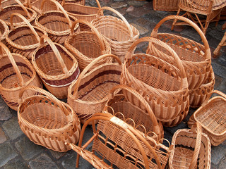 Sale of wattled baskets in Lithuania