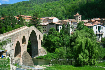 Fototapeta na wymiar View of small town in Catalonia - Sant Joan De Les Abadesses