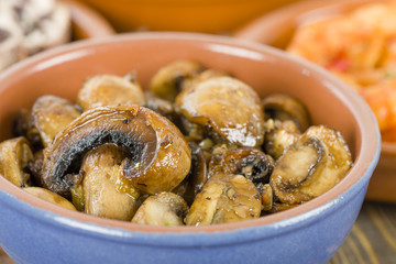 Setas al Ajillo (Mushrooms with garlic). Spanish tapas.