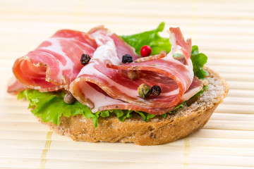 Canapes with ham