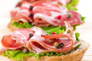 Canapes with ham