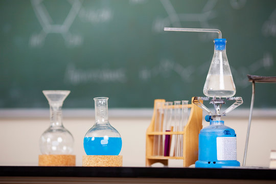 versuchsaufbau chemie
