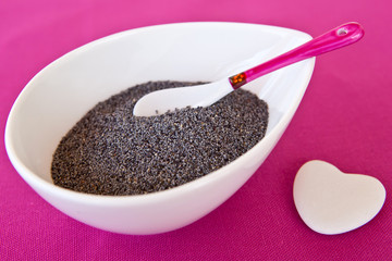 Graines de Pavot dans un bol