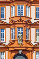 figure of a knight at the entrance of the Gutenberg Museum in Ma