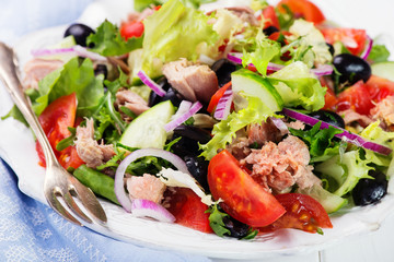 fresh vegetable salad with tuna - obrazy, fototapety, plakaty