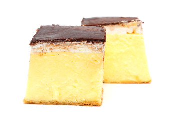 vanilla and custard cream cake dessert