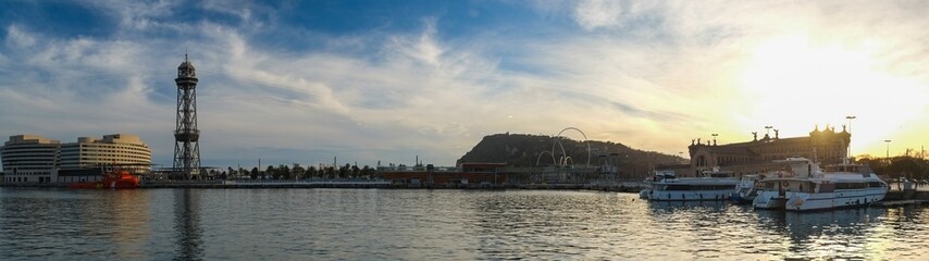 Fototapeta premium Barcelona city port panorama