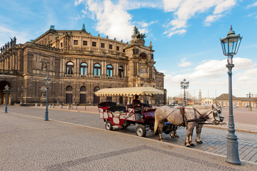 Fototapeta premium Semperoper Dresden