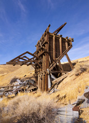 Fototapeta premium Abandoned Gold Mining Equipment in the Nevada Desert. Located next to a ghost town.