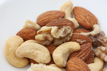 ミックスナッツ