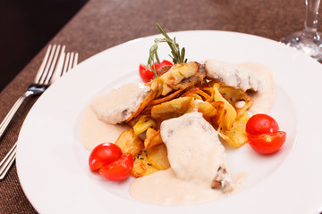 meat with potatoes