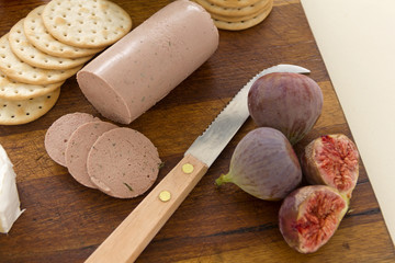 Liverwurst And Figs