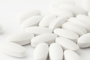 Fototapeta na wymiar białe tabletki