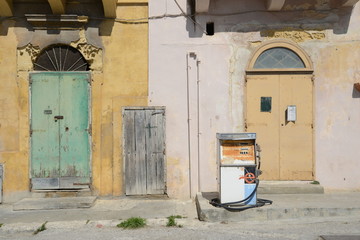 distributore benzina
