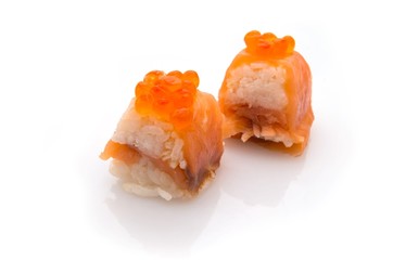Oshi-zushi au saumon fumé.