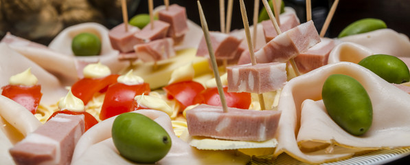 Stuzzichini aperitivo antipasto