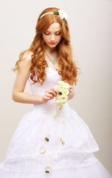 Red Hair Bride with Fresh Flowers in Reverie. Wedding Style