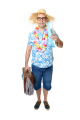 Lachender Nerd mit Koffer und Schwimmreif