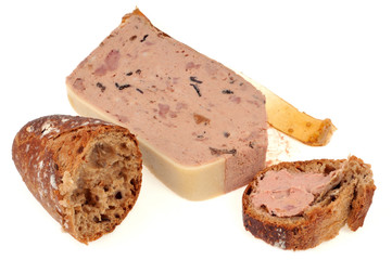 Pâté de foie forestier et pain