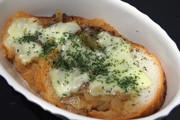 オニオングラタンスープ