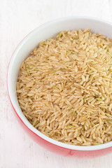 dry rice in the bowl