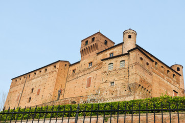 Castello di Bardassano - XI secolo (Torino)