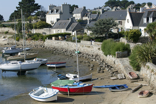 Boote auf der Ile de Batz, Bretagne, Frankreich