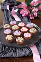 cupcake pralinen erdbeere, mocca und lavendel