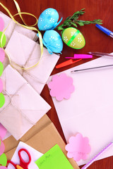 Writing letter of congratulations to Easter holidays