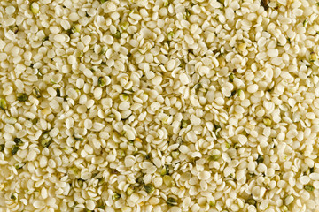 Shelled hemp seeds