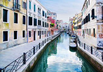 Obraz na płótnie Canvas small Venice canal Italy, Europe