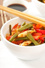 Stir fry chicken with sweet peppers and green beans