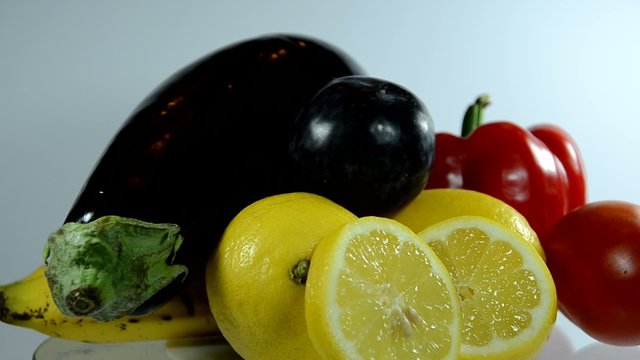 Fr&uuml;chte und Gem&uuml;se