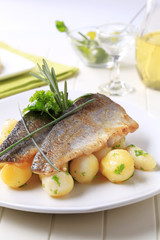 Pan fried trout fillets with potatoes