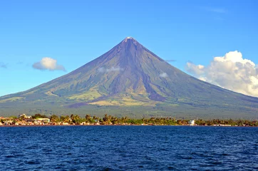 Foto op Aluminium Mayon Volcano in the Philippines © suronin