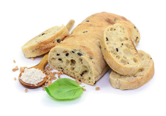 Basilikum, Brot, Körner