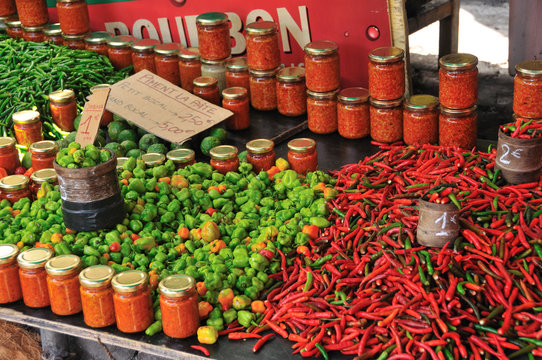 Piments au march&eacute;