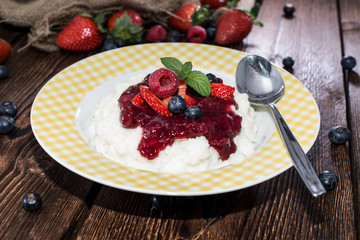 Rice Pudding with fruit sauce