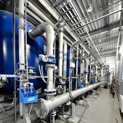 Photo sur Plexiglas Bâtiment industriel Large industrial boiler room