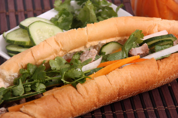 pork banh mi - vietnamese sandwich