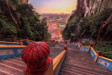 Abwaschbare Fototapete Kuala Lumpur Treppen in den Batu-Höhlen