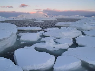 Foto op Aluminium Winter in the Arctic - landscape © Incredible Arctic