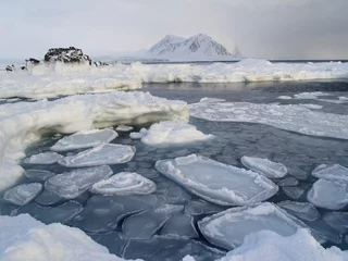 Gordijnen Winter in the Arctic - landscape © Incredible Arctic