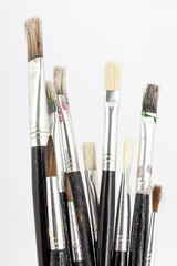 many paint brushes