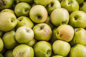 apples